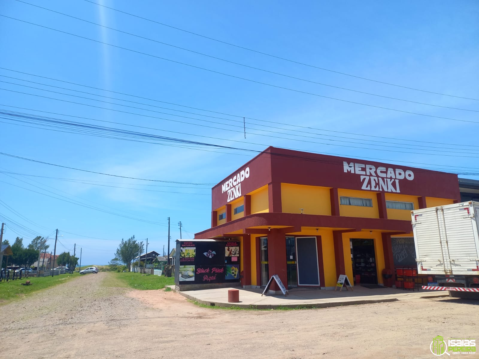 Vendem-se dois terrenos na praia de Balneario Arroio do  Silva-Sc