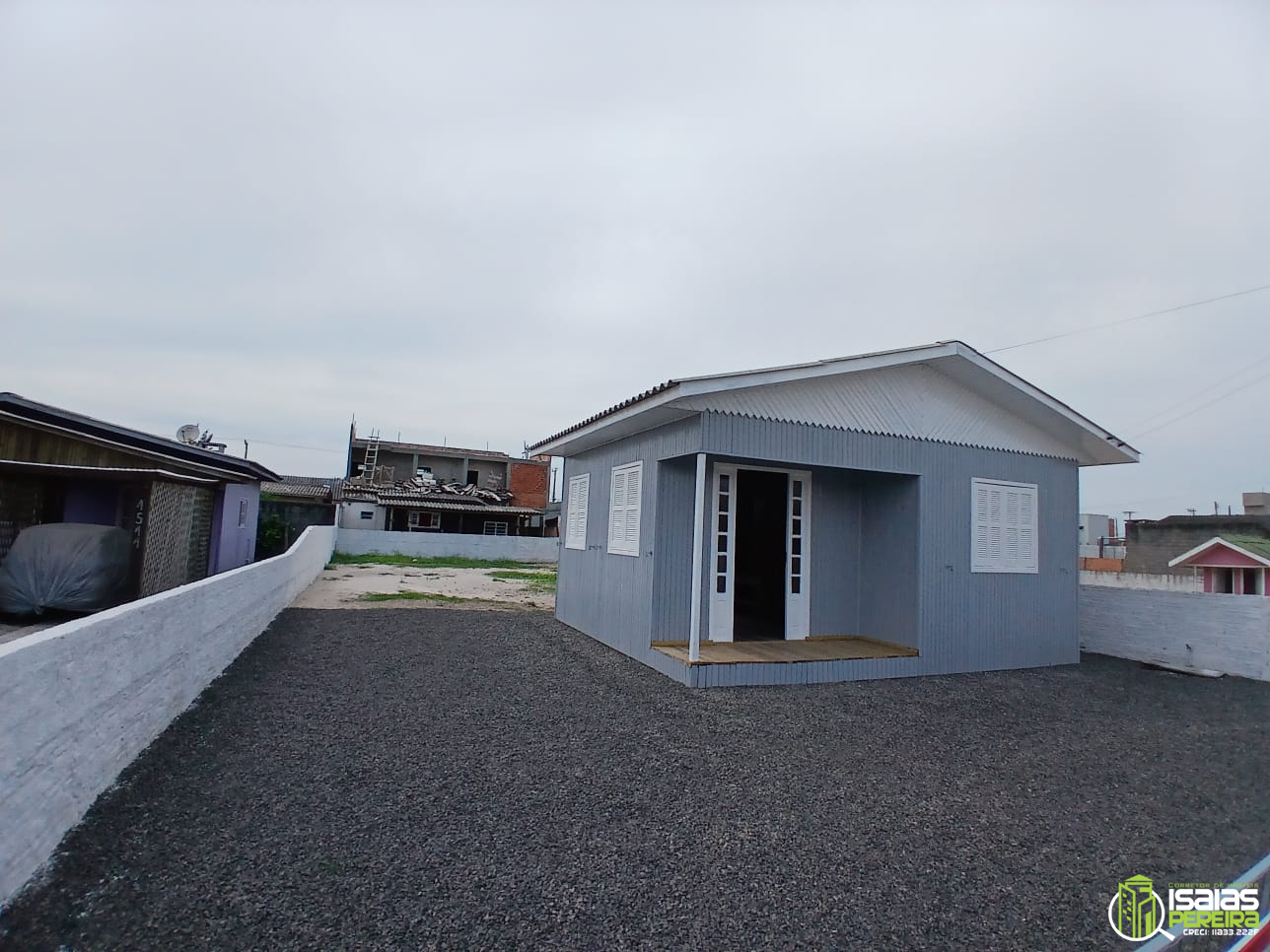 Casa de Madeira à venda