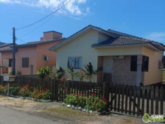 Linda casa em Forquilhinha - SC