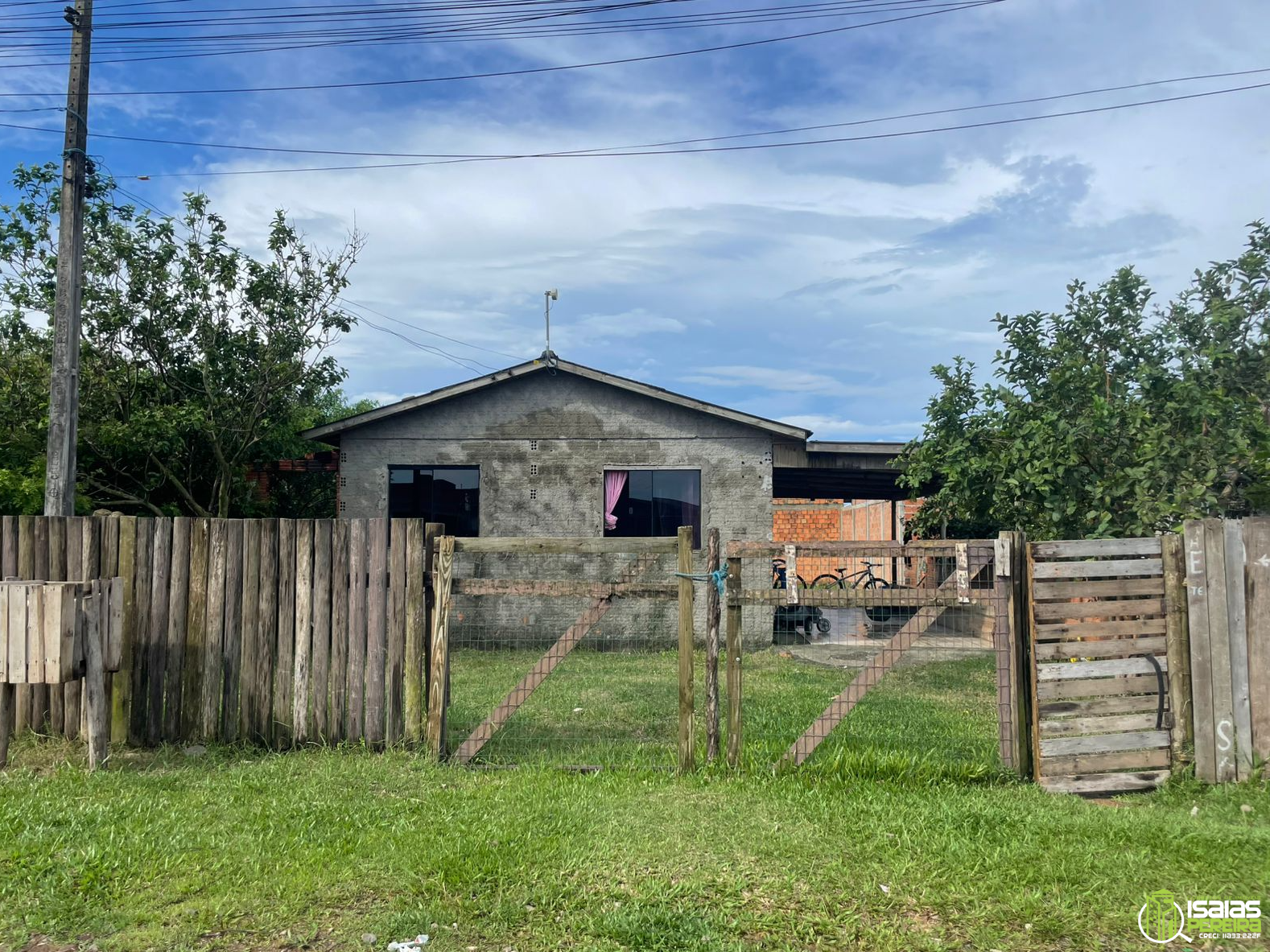 CASA PARA REFORMA À VENDA – BALNEÁRIO ARROIO DO SILVA – SC
