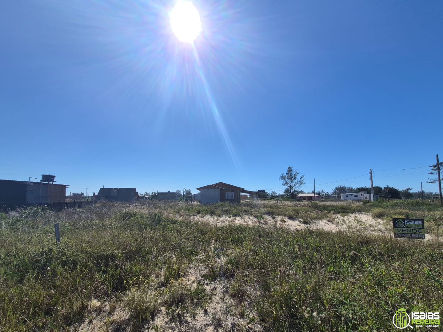 Terreno de Esquina à Venda – Praia da Lagoinhas