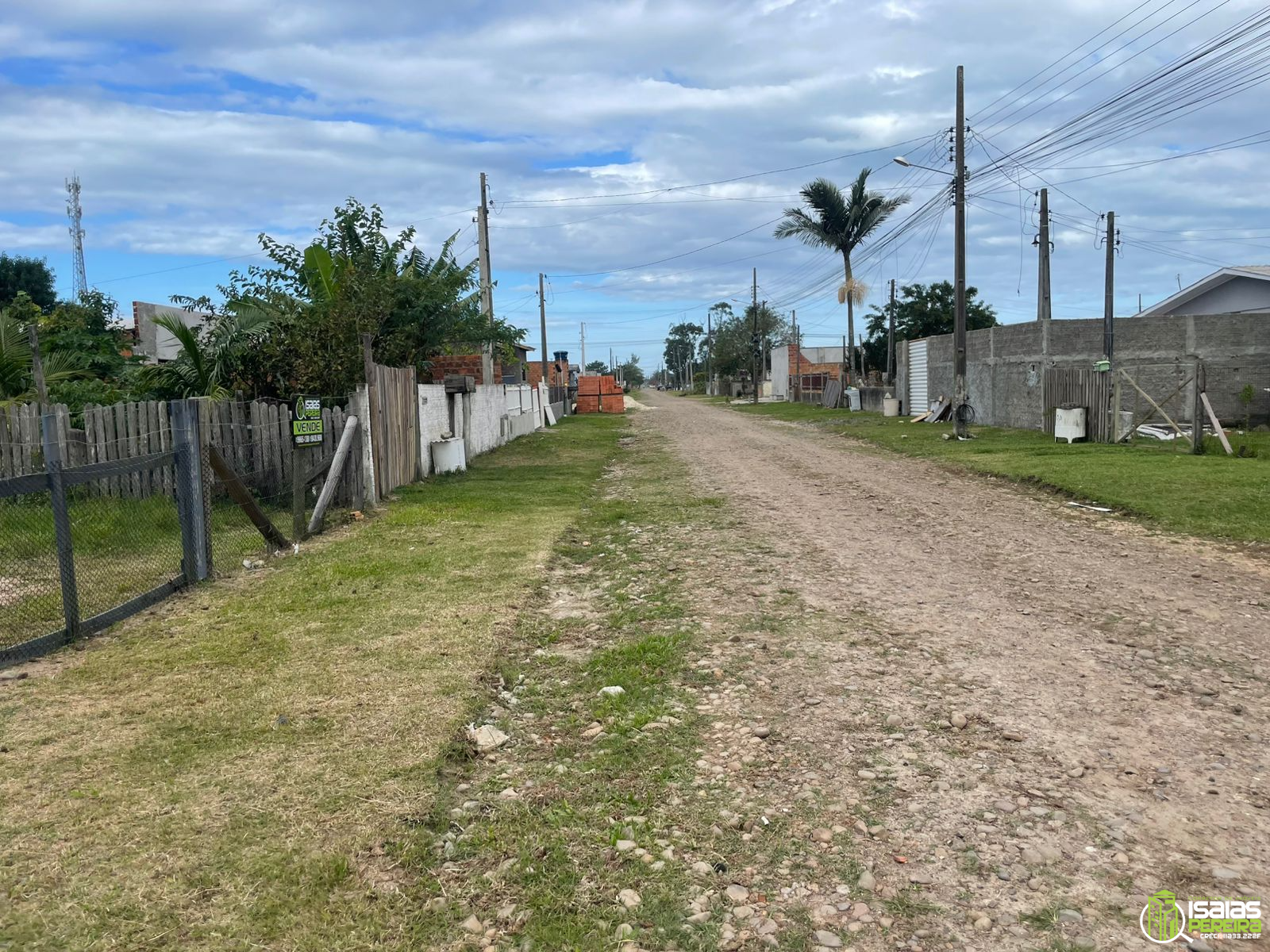 TERRENO NA PRAIA  DE BALNEARIO ARROIO DO SILVA-SC COM CONDIÇÕES DE FINANCIAMENTO PELA CAIXA ECONOMICA FEDERAL!