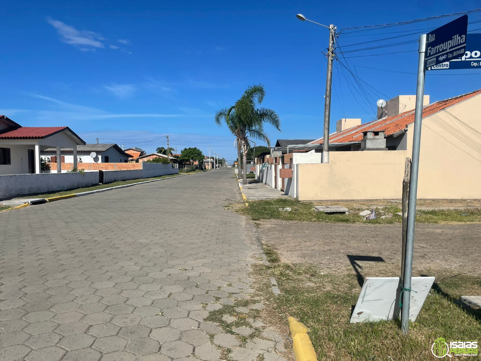 CASA DE ESQUINA À VENDA – JARDIM ATLÂNTICO | BALNEÁRIO ARROIO DO SILVA-SC